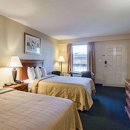 Quality Inn Troutville - Roanoke North Bagian luar foto