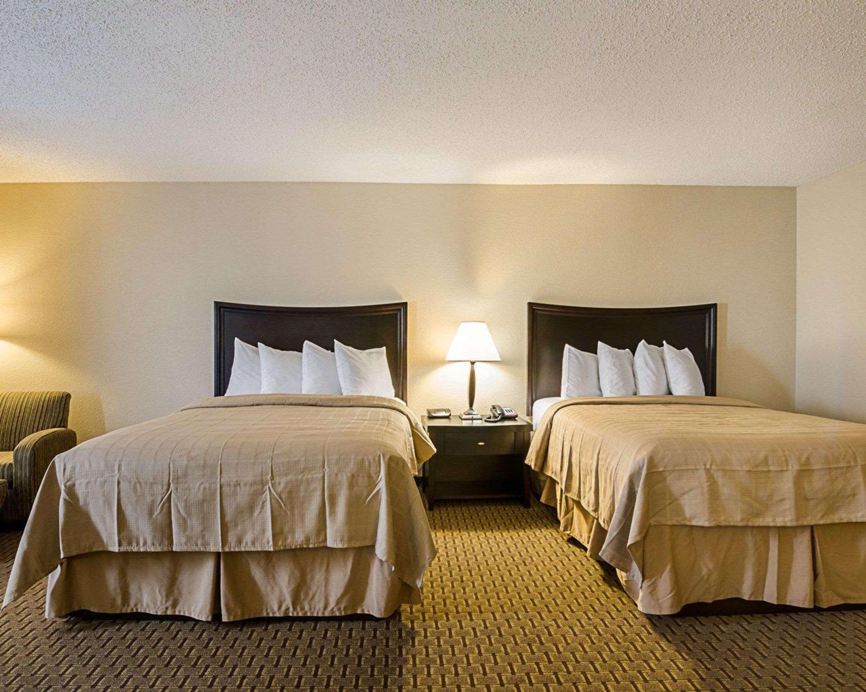 Quality Inn Troutville - Roanoke North Bagian luar foto