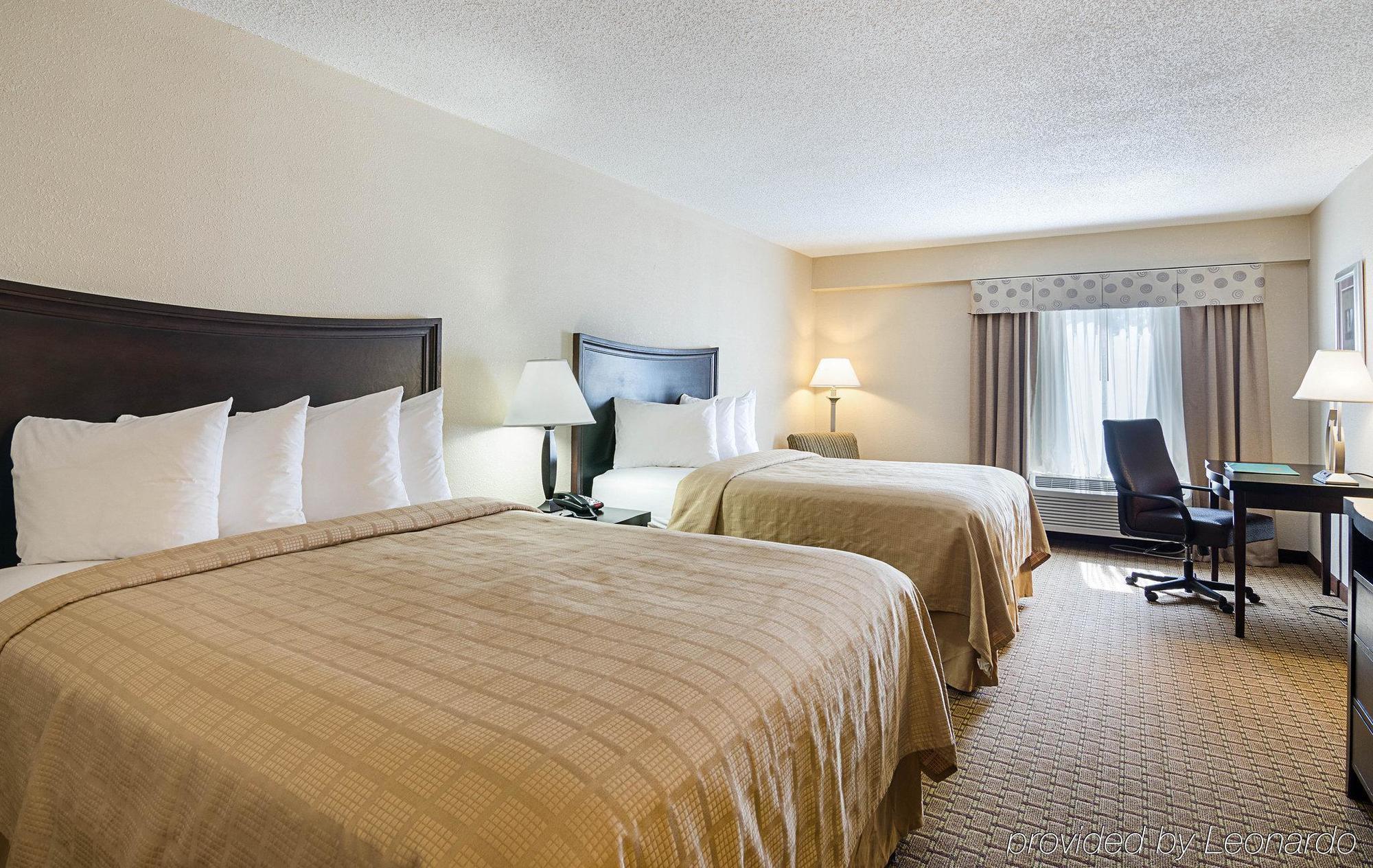 Quality Inn Troutville - Roanoke North Bagian luar foto