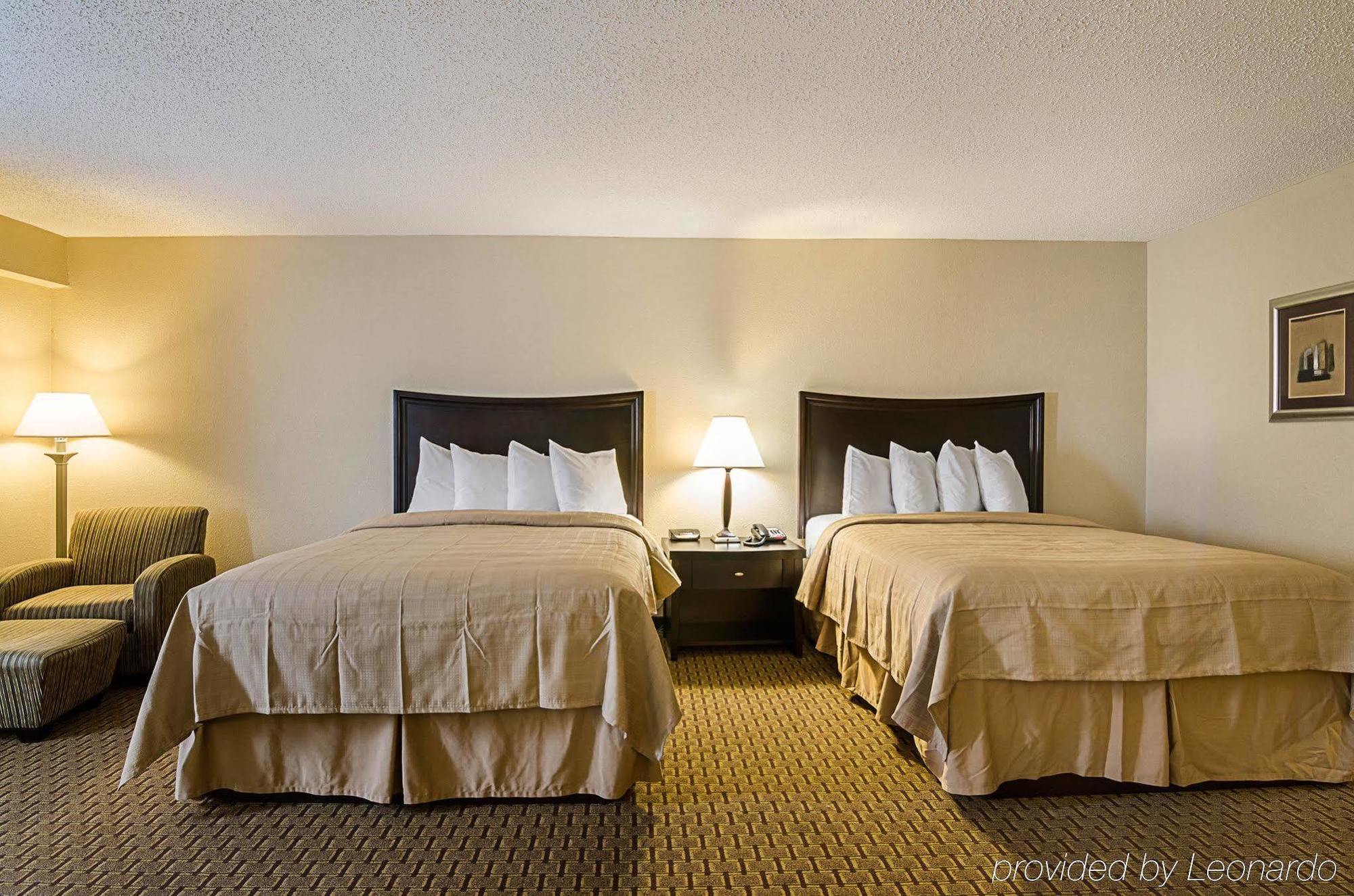 Quality Inn Troutville - Roanoke North Bagian luar foto