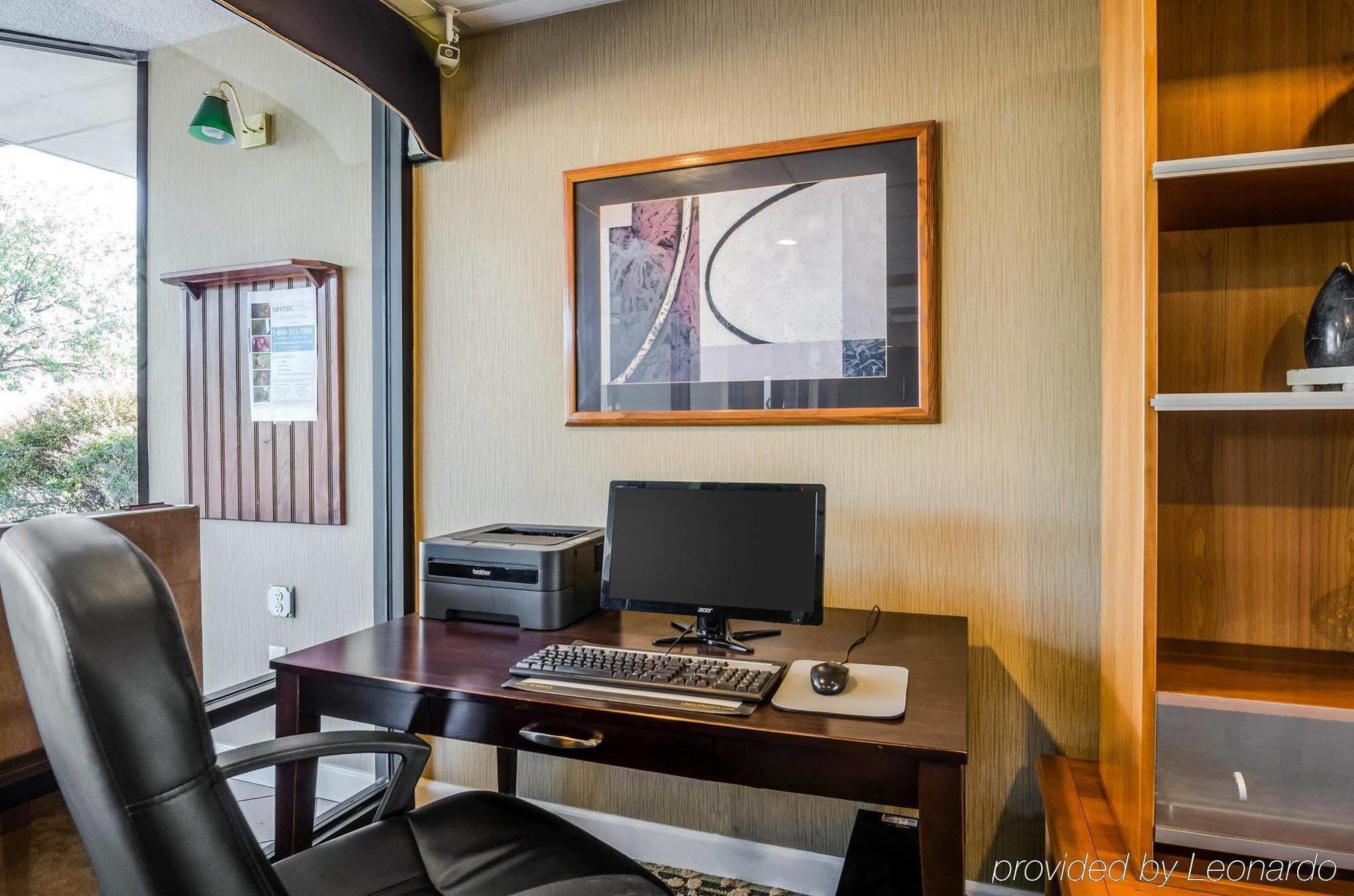 Quality Inn Troutville - Roanoke North Bagian luar foto